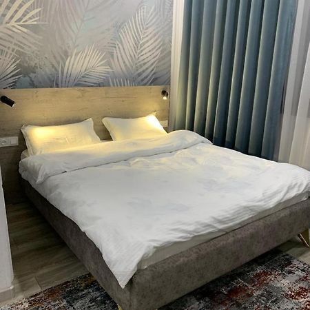 Magistral Hostel Бишкек Екстериор снимка