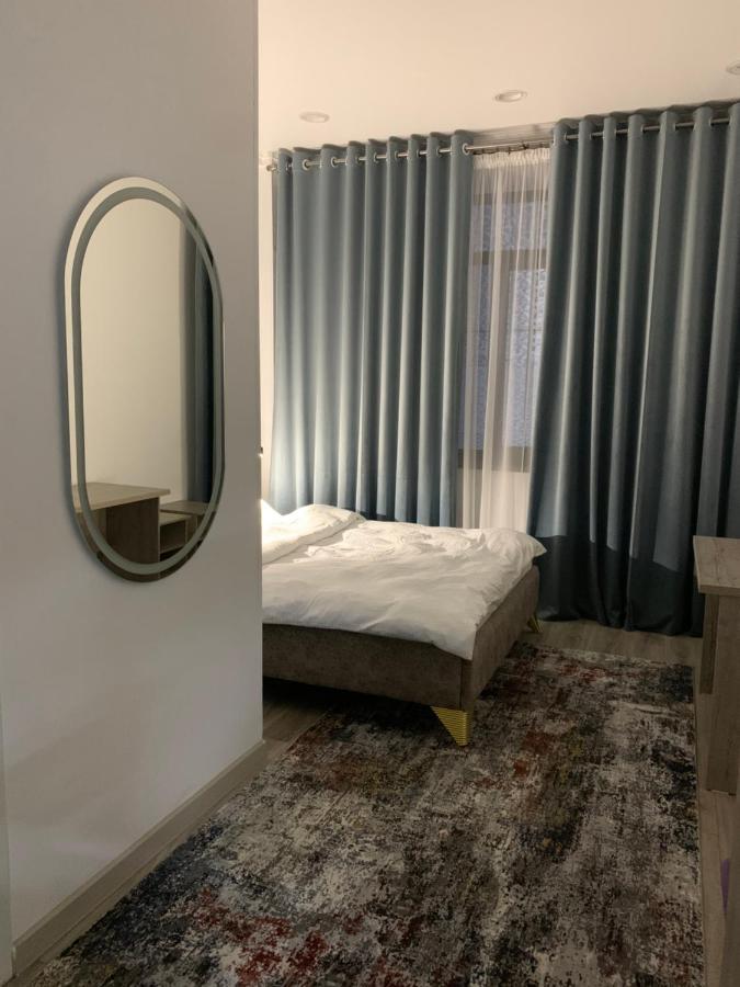 Magistral Hostel Бишкек Екстериор снимка