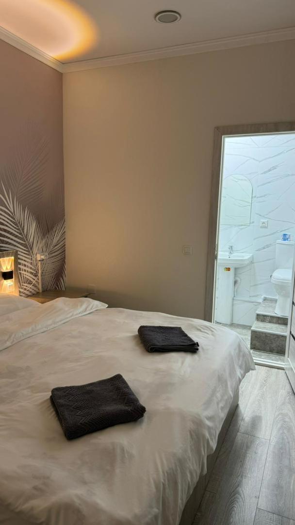 Magistral Hostel Бишкек Екстериор снимка